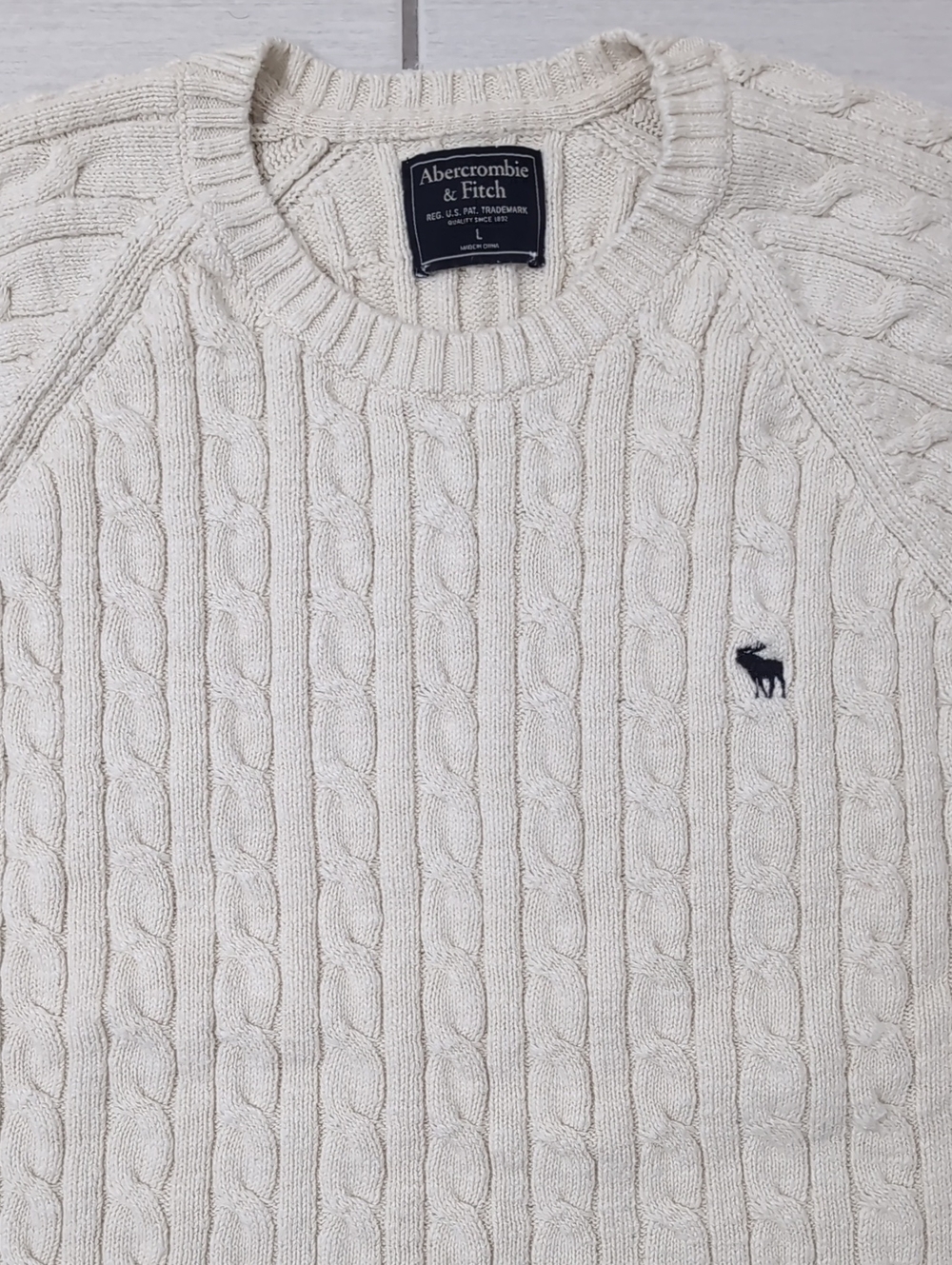 3/$25 Abercrombie & Fitch Cable Knit Crewneck